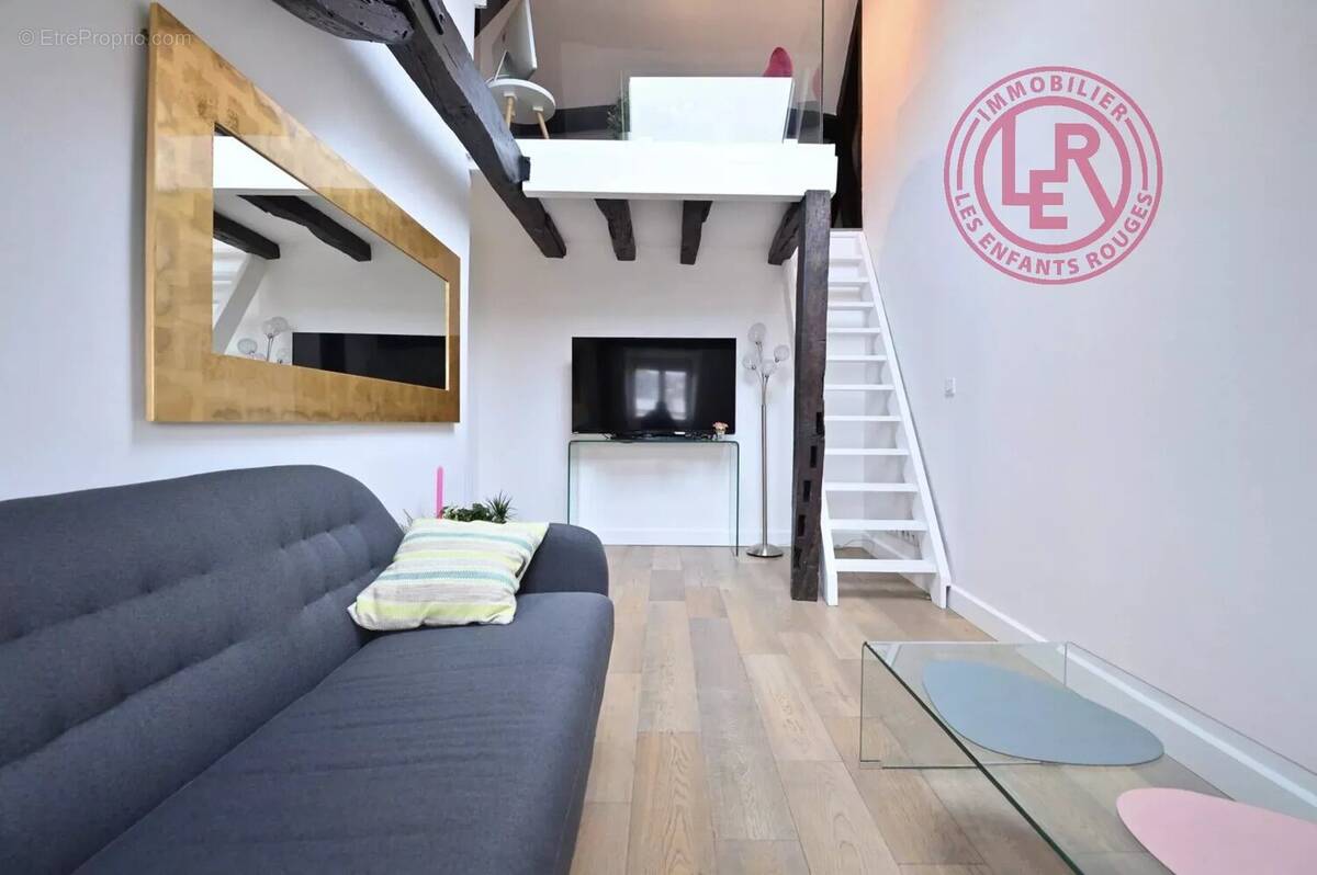 Appartement à PARIS-4E