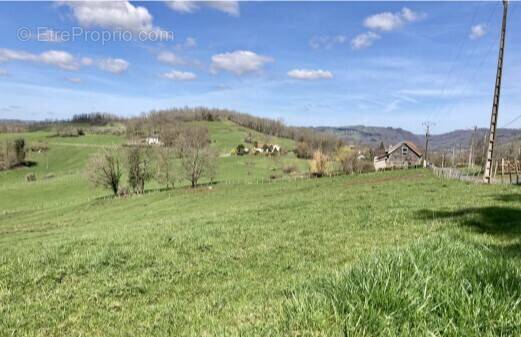 Terrain à ALLASSAC