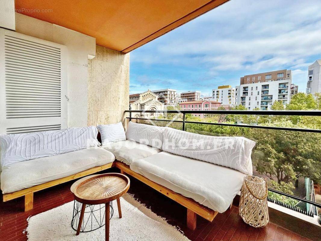 Appartement à MARSEILLE-2E