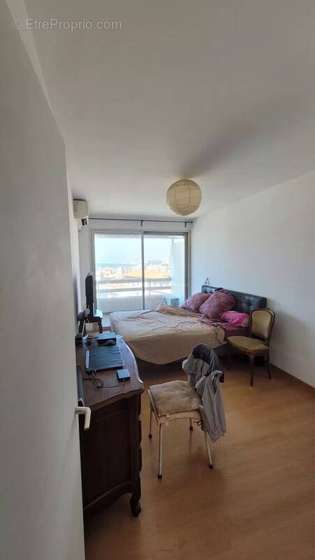 Appartement à MARSEILLE-7E