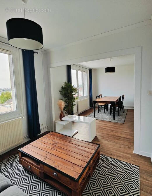 Appartement à SAINT-ANDRE-LES-VERGERS