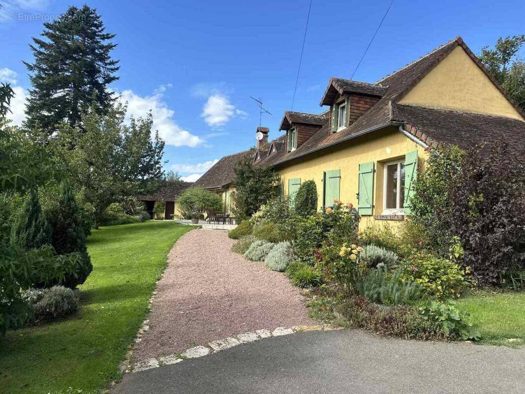 Maison à SAINT-AUBIN-DES-COUDRAIS