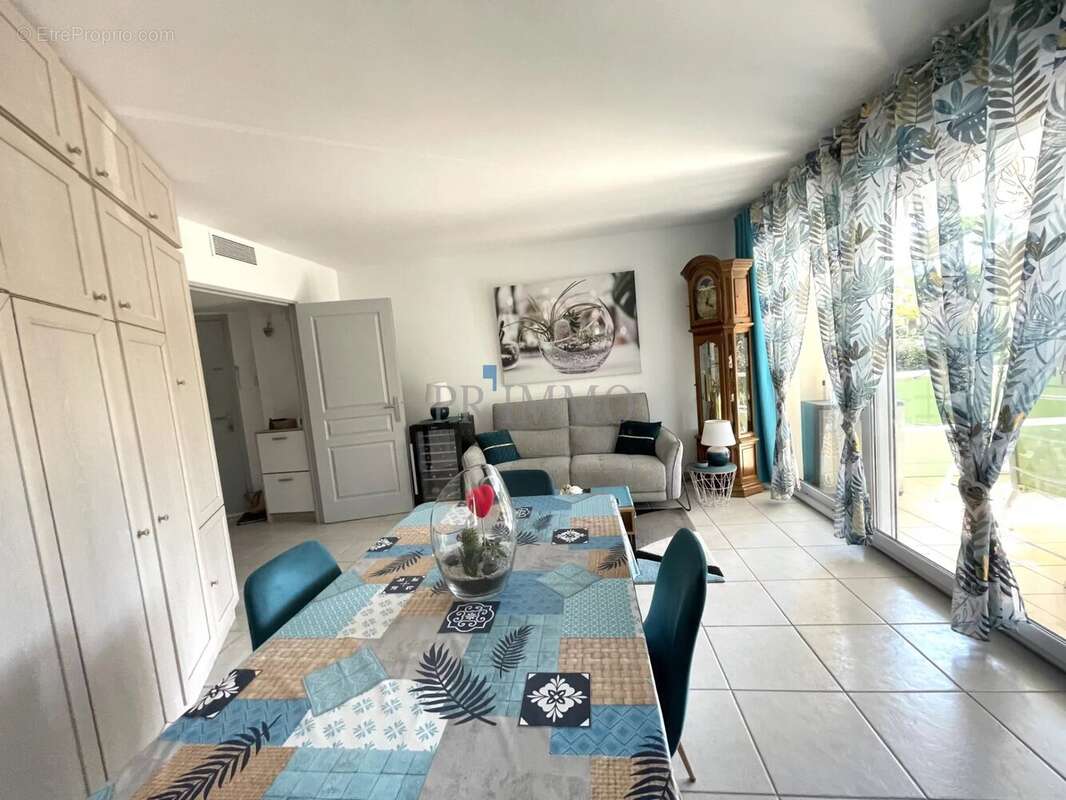 Appartement à SAINT-RAPHAEL