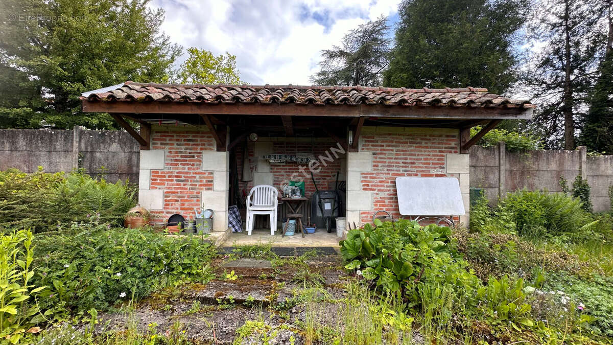 Maison à COUSANCES-LES-FORGES