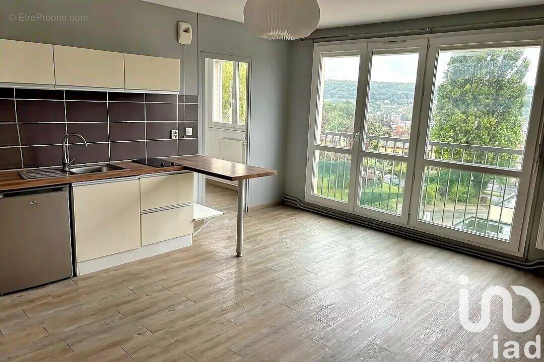 Photo 1 - Appartement à DEVILLE-LES-ROUEN