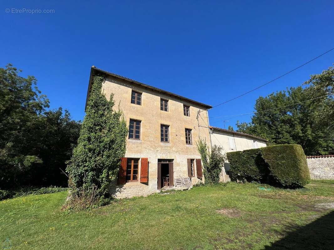 Maison à SAINT-MAIXENT-L&#039;ECOLE