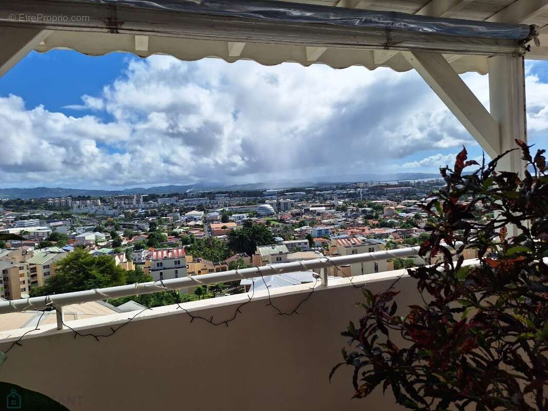 Appartement à FORT-DE-FRANCE