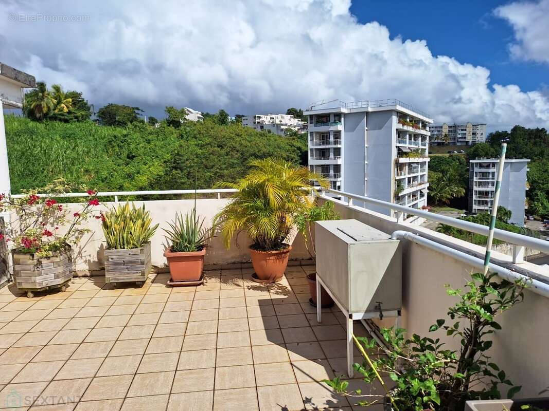 Appartement à FORT-DE-FRANCE