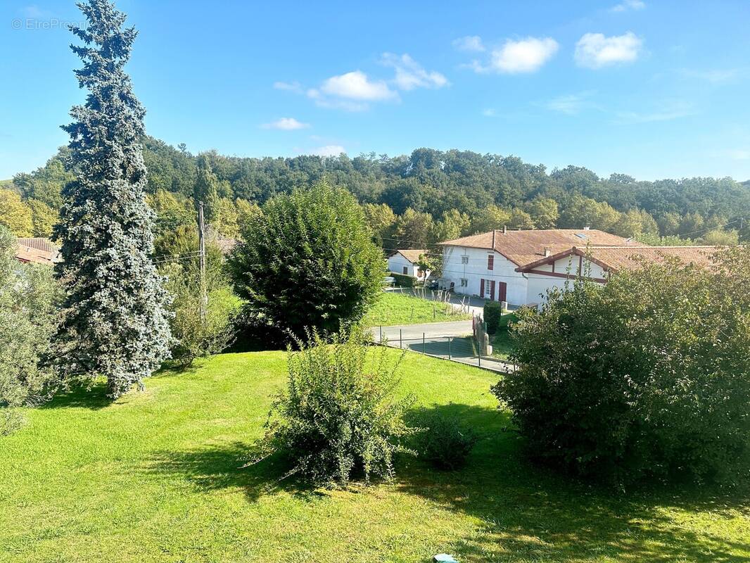 Maison à SAINT-PEE-SUR-NIVELLE