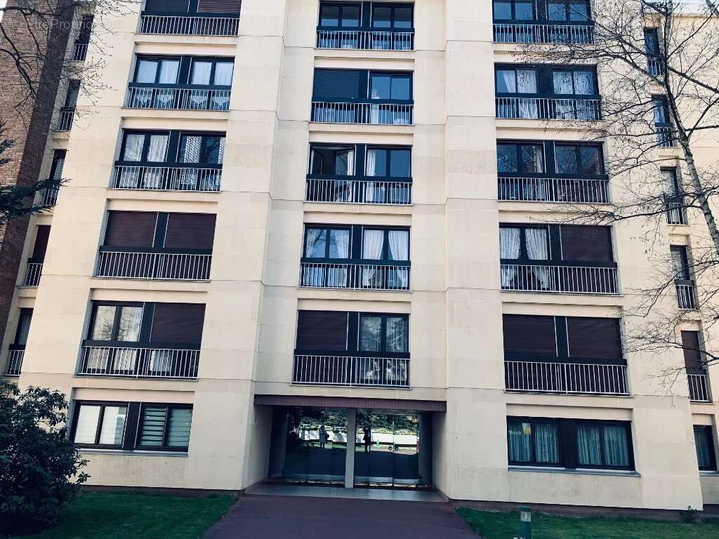 Appartement à VERSAILLES