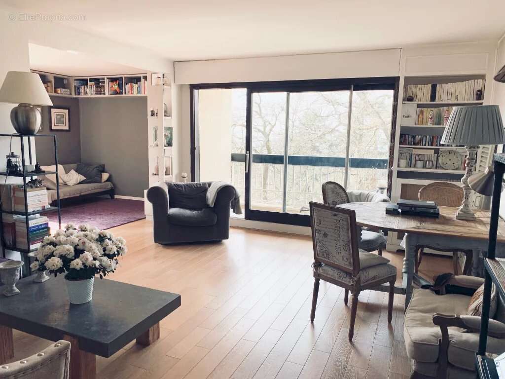 Appartement à VERSAILLES