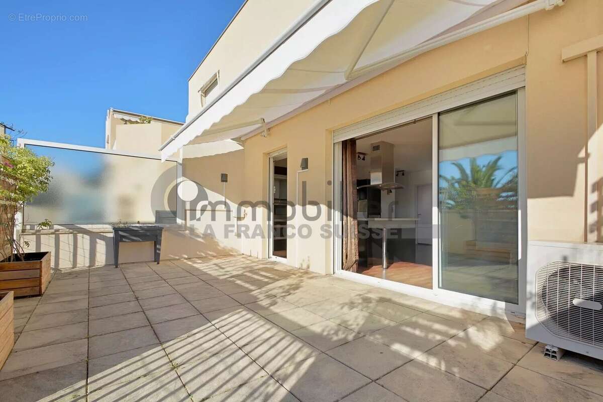 Appartement à NICE