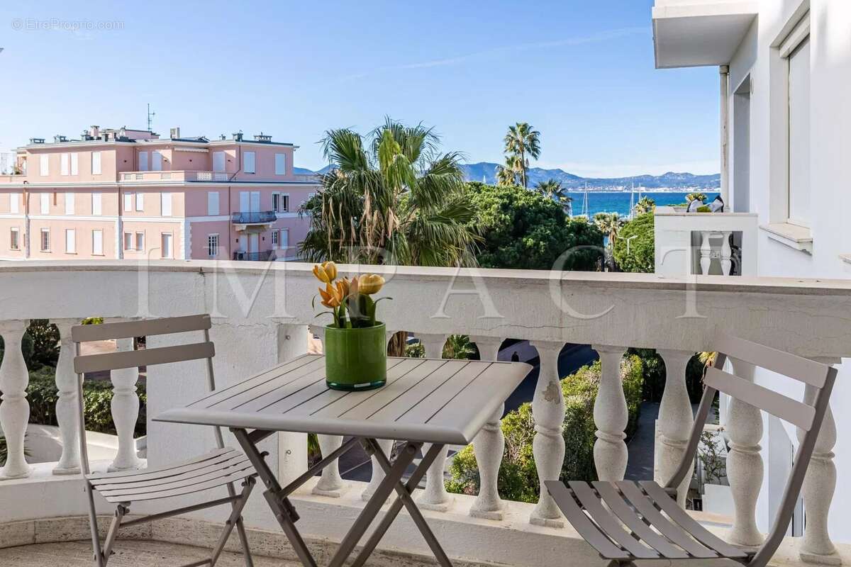 Appartement à CANNES