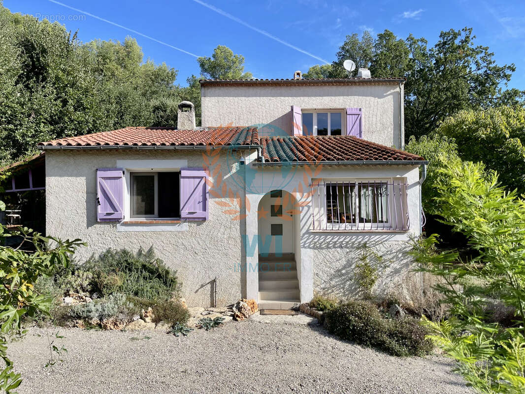 Maison à TRANS-EN-PROVENCE