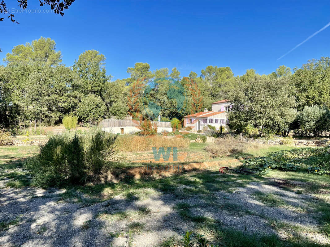 Maison à TRANS-EN-PROVENCE