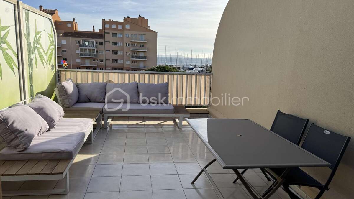 Appartement à HYERES