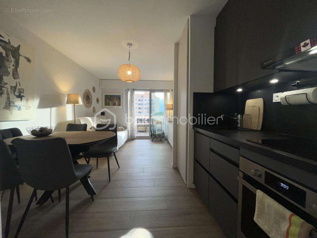 Appartement à HYERES