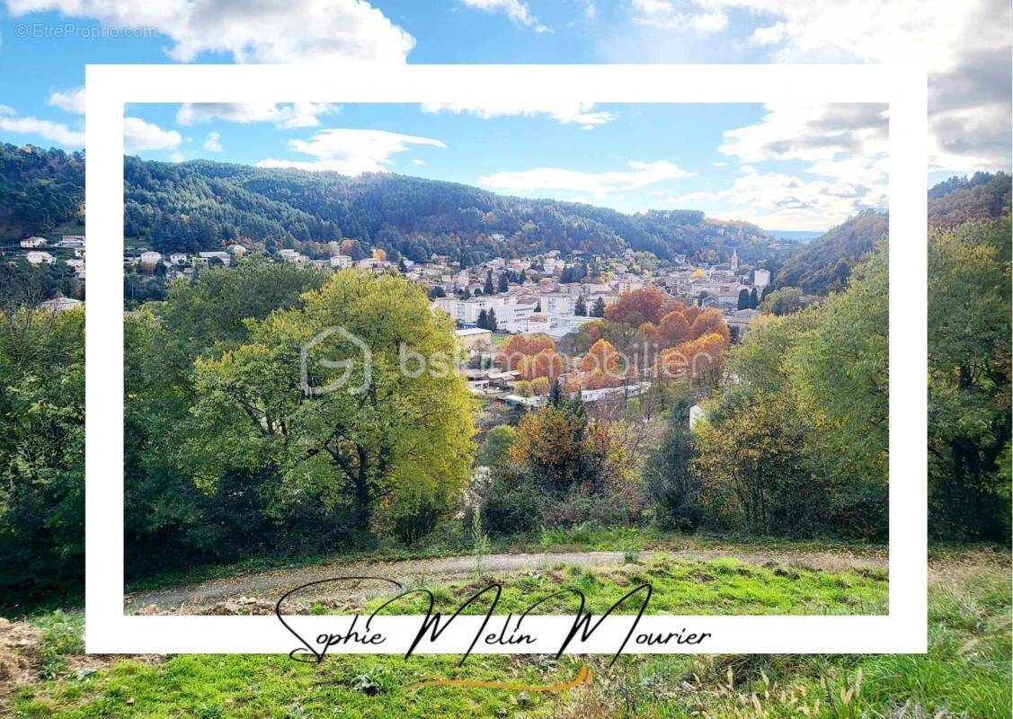 Terrain à VALS-LES-BAINS