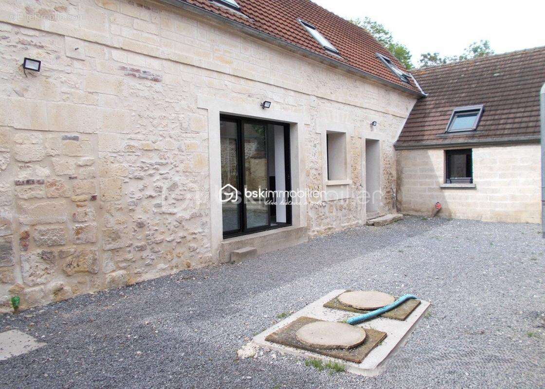 Maison à NEUILLY-SOUS-CLERMONT