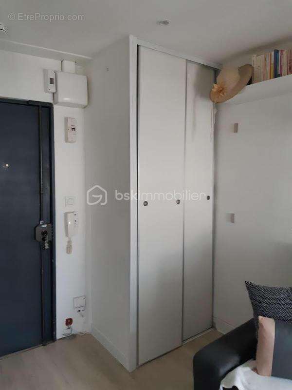 Appartement à PARIS-8E