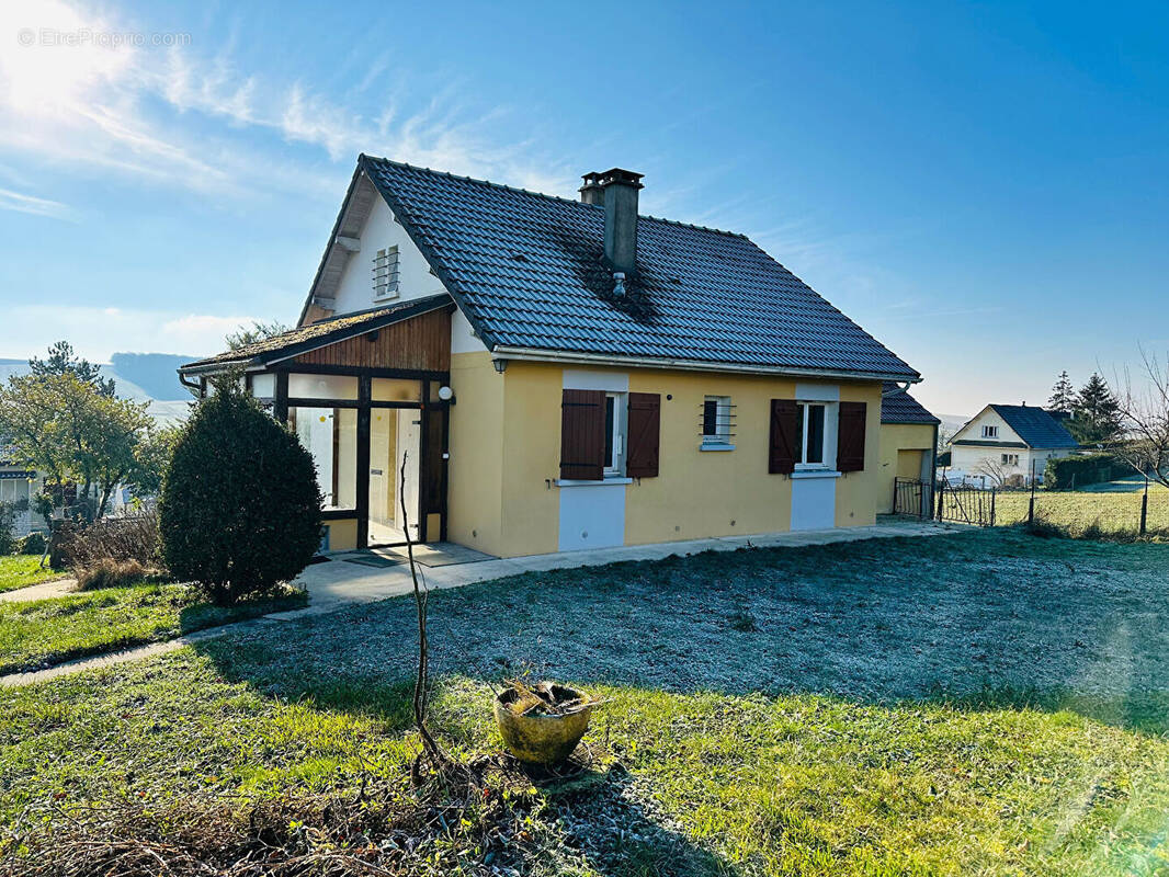 Maison à SALIGNY