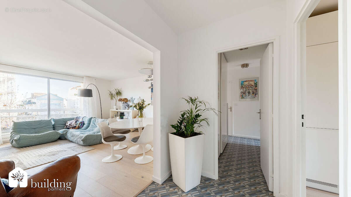 Appartement à LEVALLOIS-PERRET