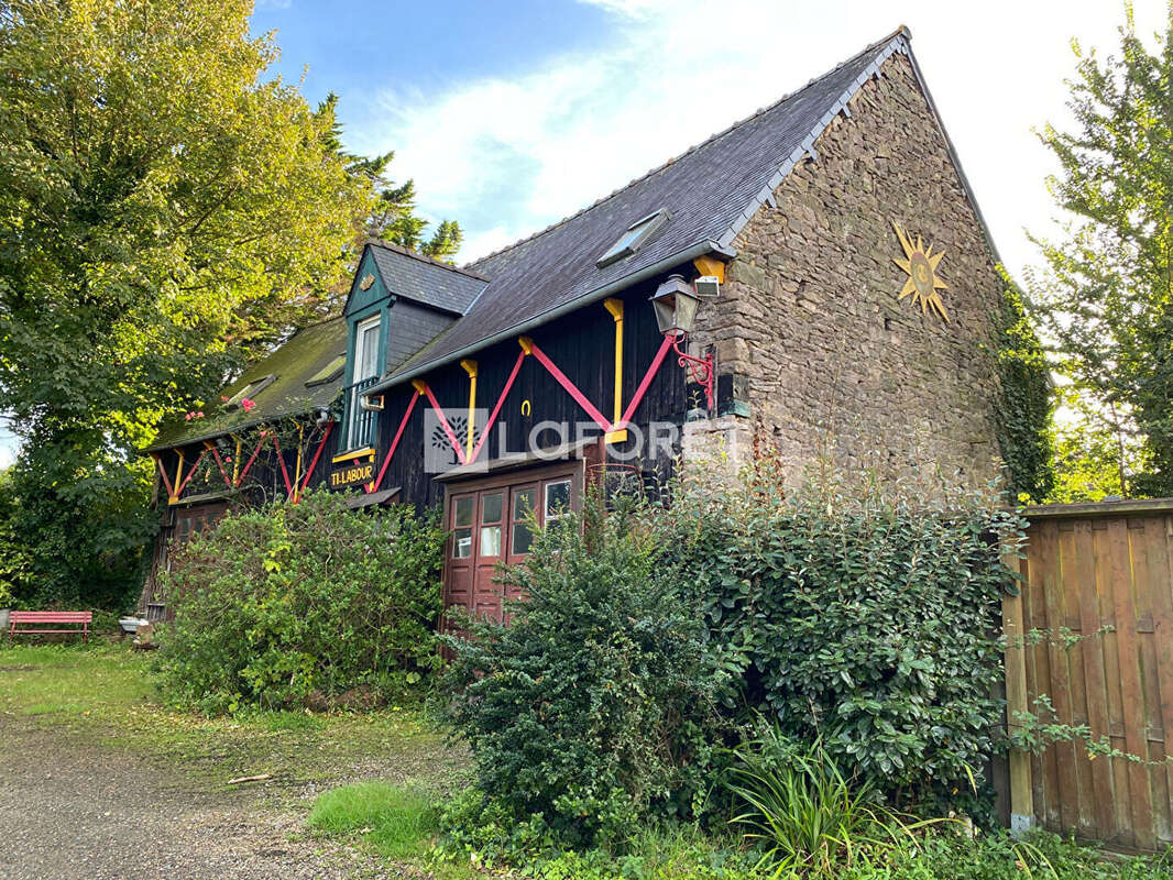 Maison à PLOUEZEC