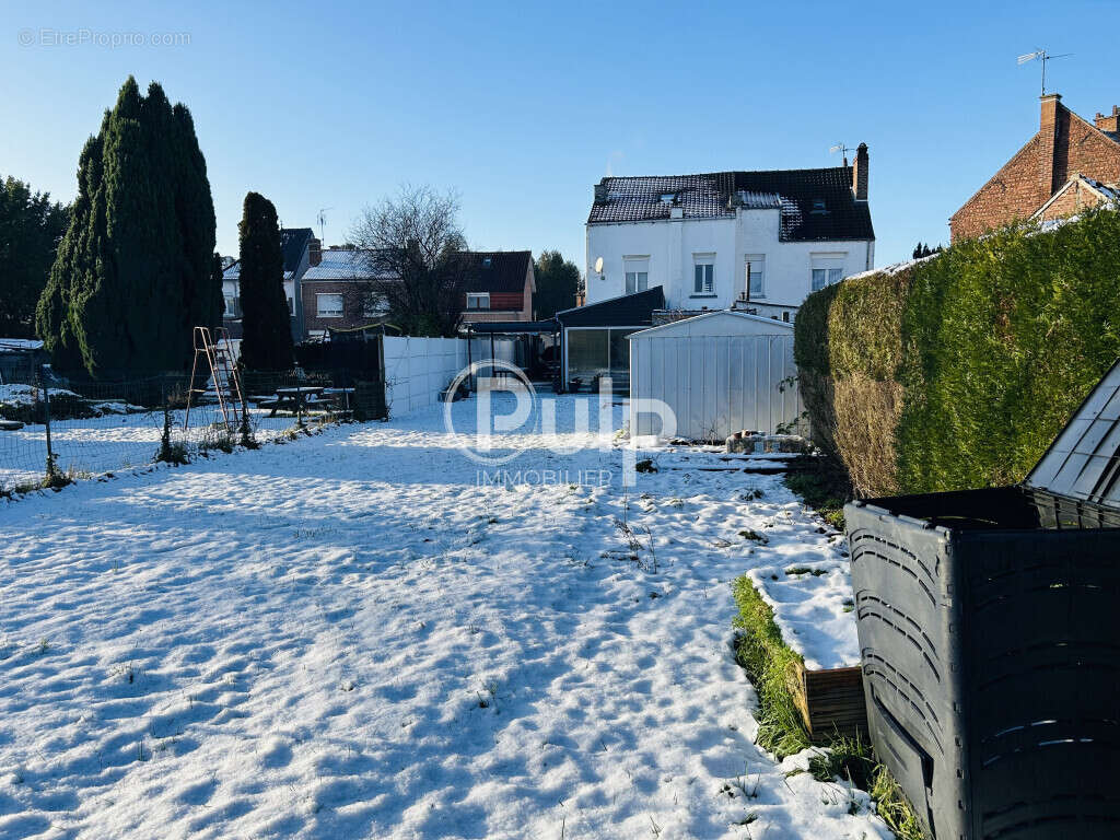 Maison à COURCELLES-LES-LENS