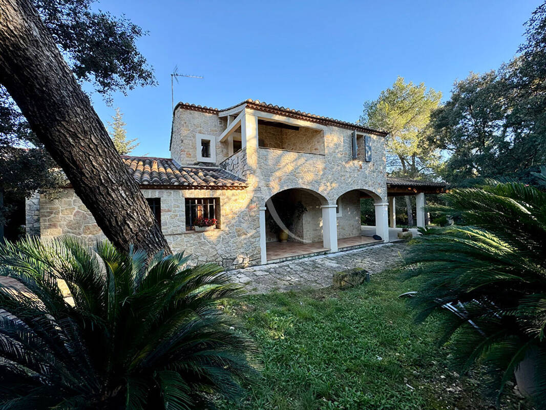 Maison à NIMES