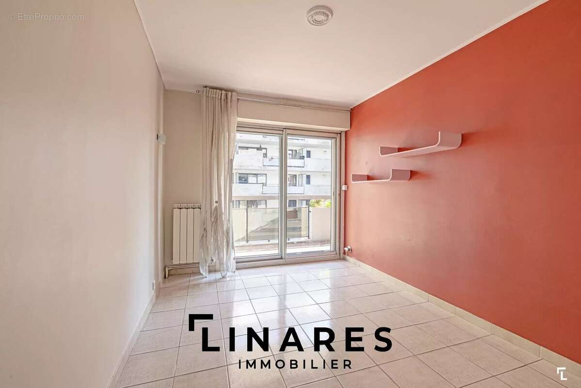 Appartement à MARSEILLE-7E