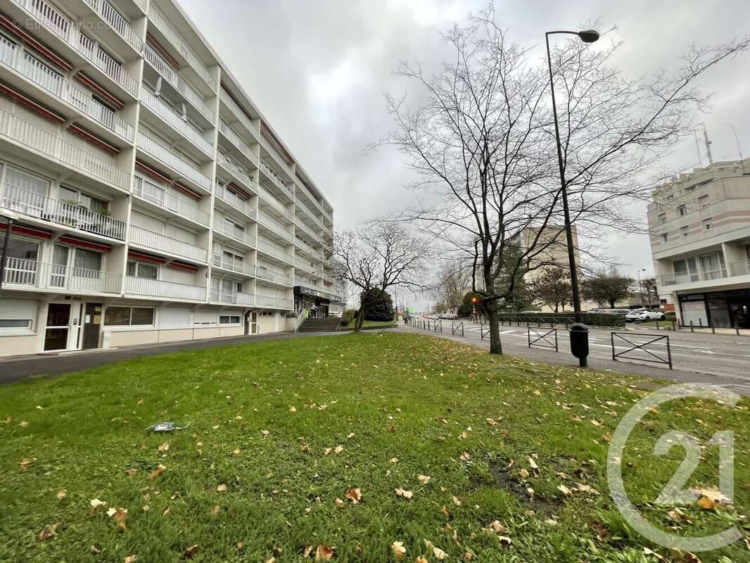 Appartement à MELUN