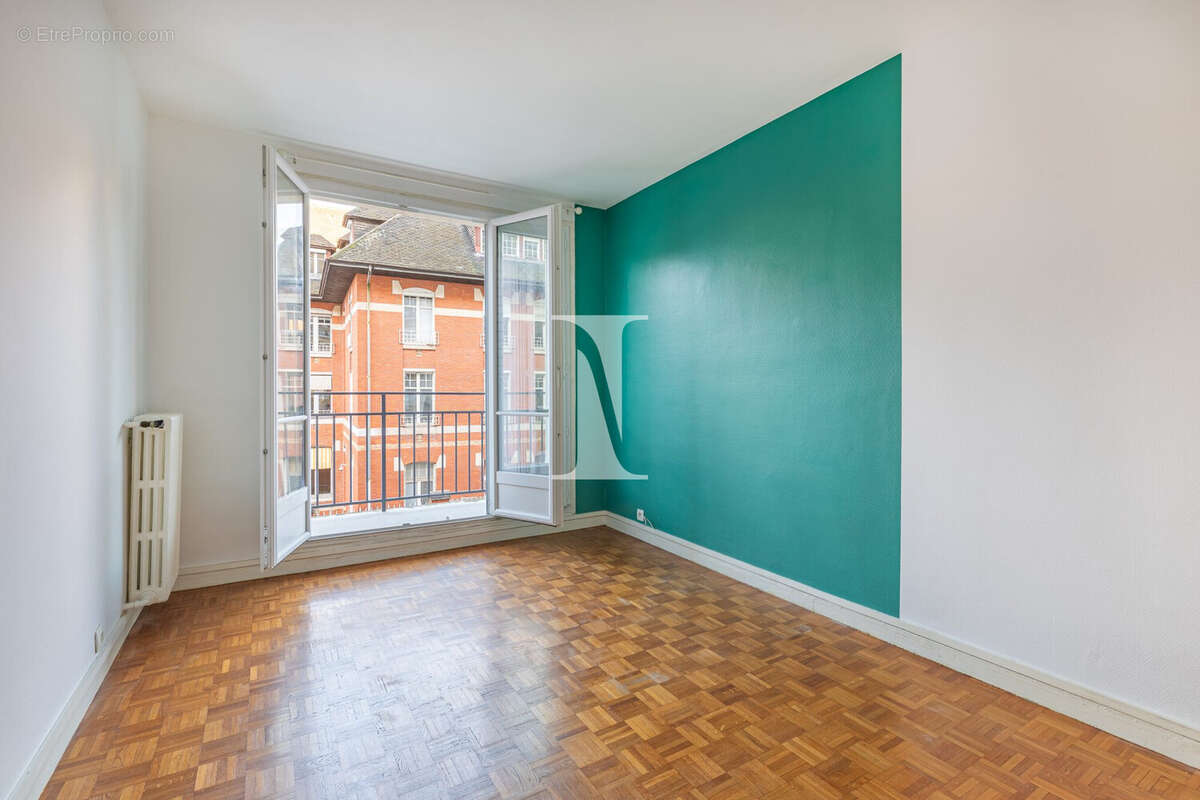 Appartement à PARIS-12E