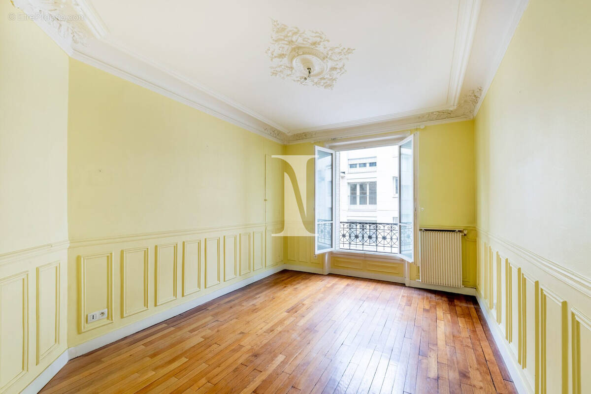 Appartement à PARIS-5E