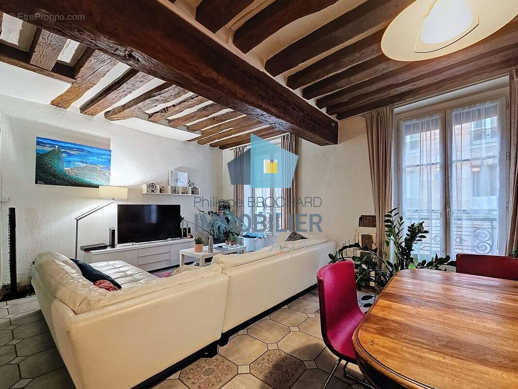 Appartement à PARIS-11E