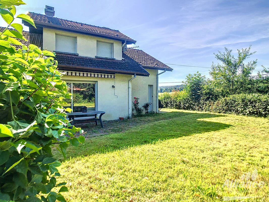 Maison à COURTELEVANT