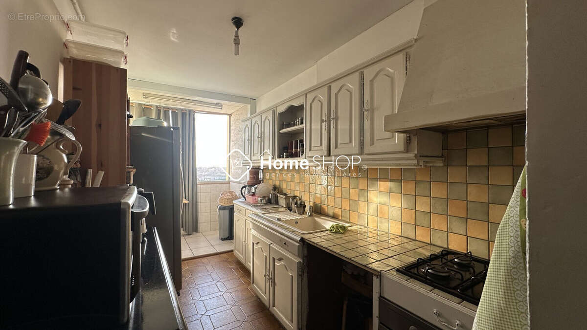 Appartement à MARSEILLE-15E