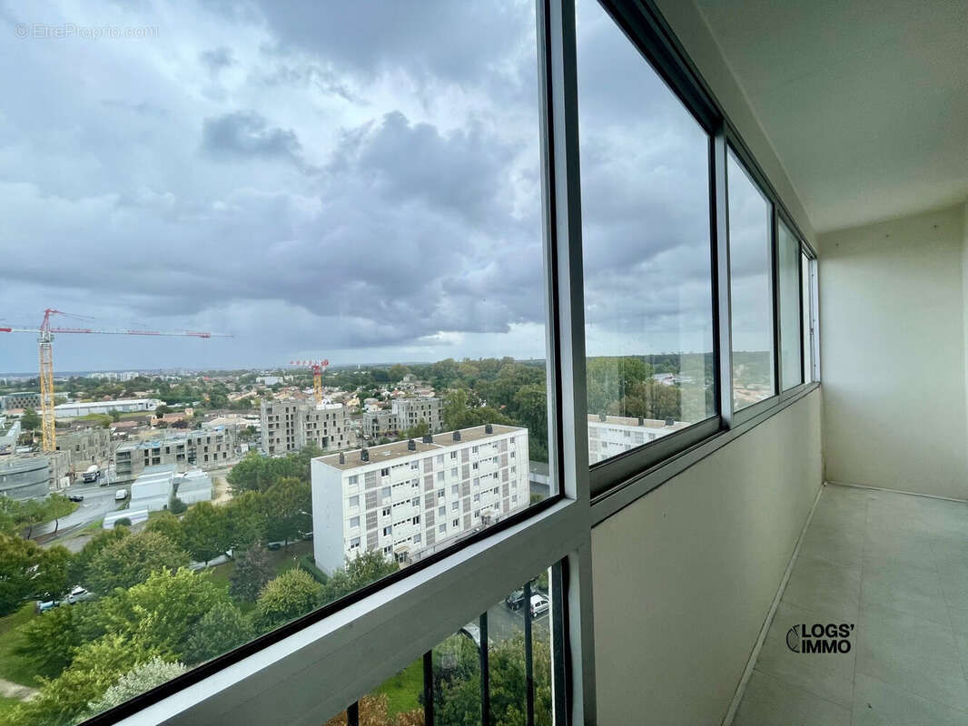 Vue dégagée - Appartement à MERIGNAC