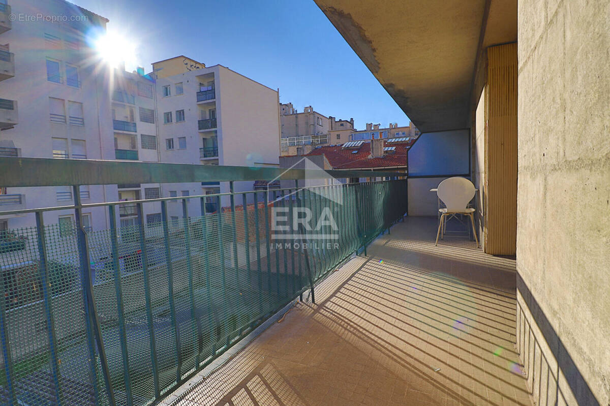 Appartement à MARSEILLE-10E