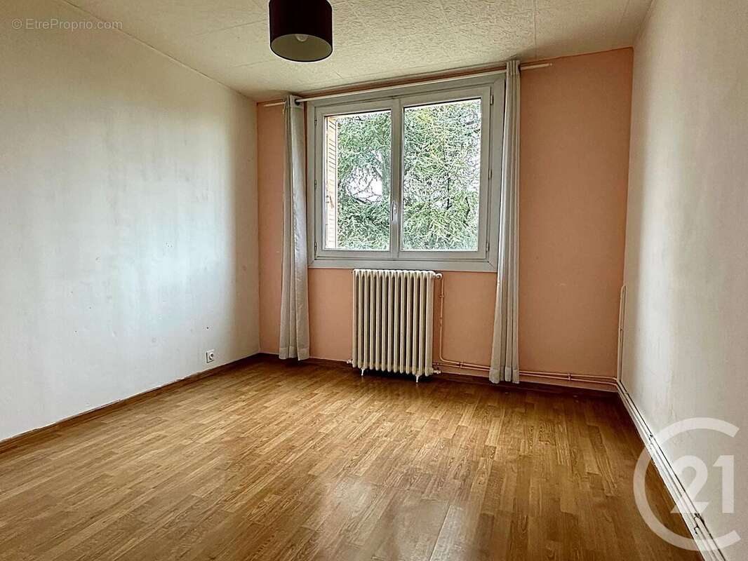 Appartement à THORIGNY-SUR-MARNE