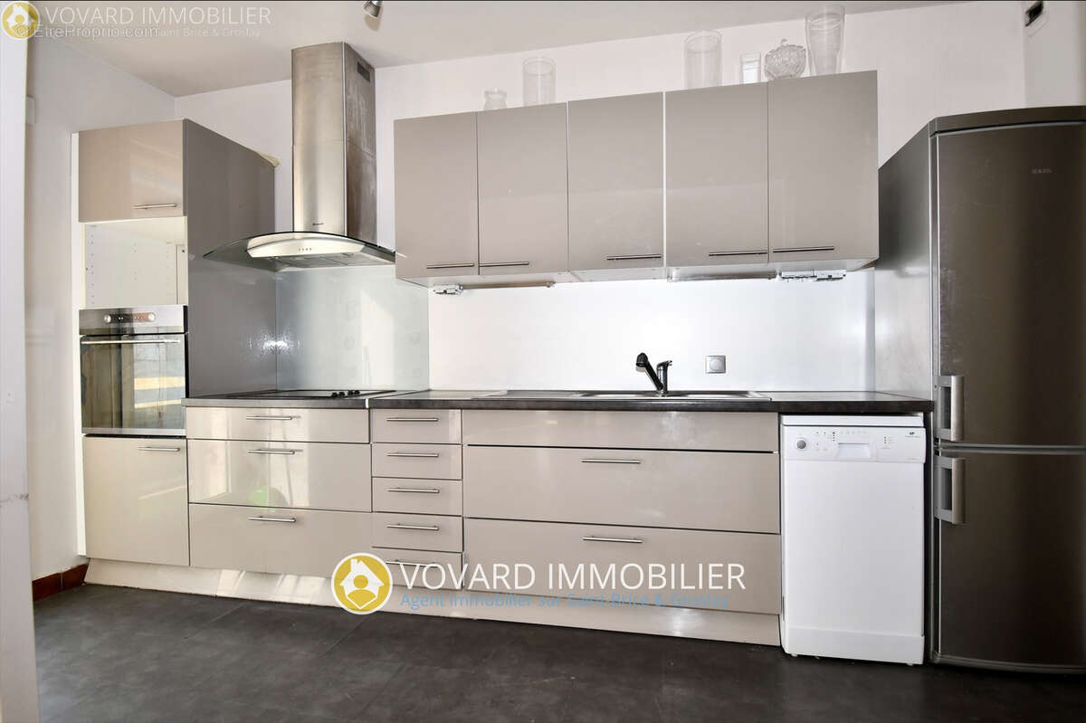 Appartement à ENGHIEN-LES-BAINS