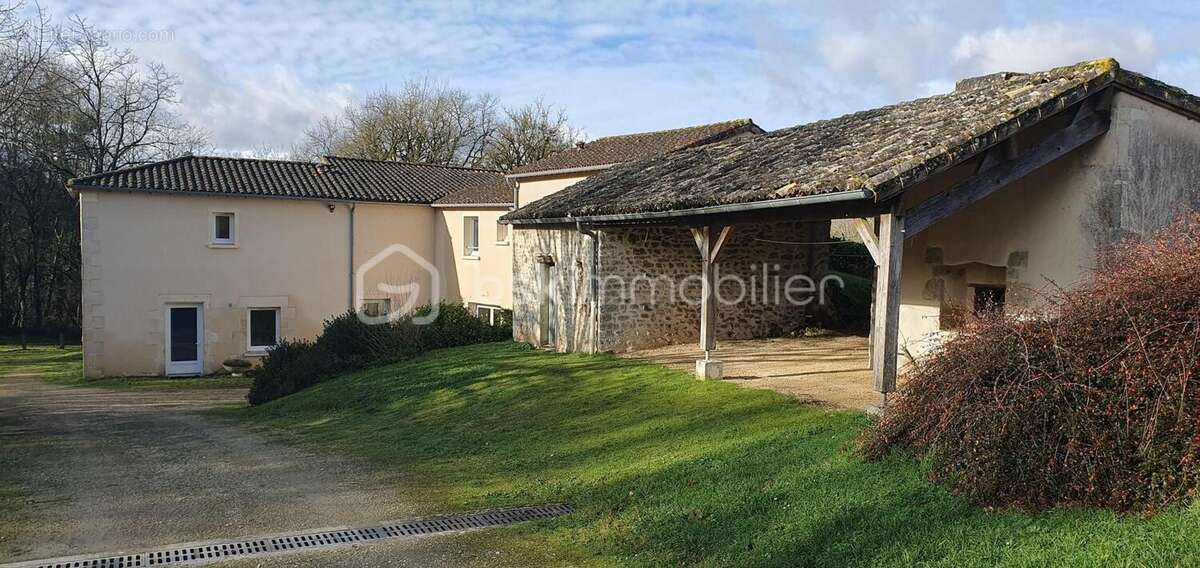 Maison à CEAUX-EN-COUHE