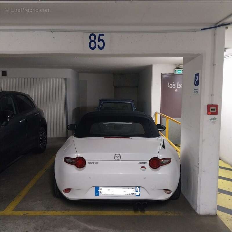 Parking à PUTEAUX