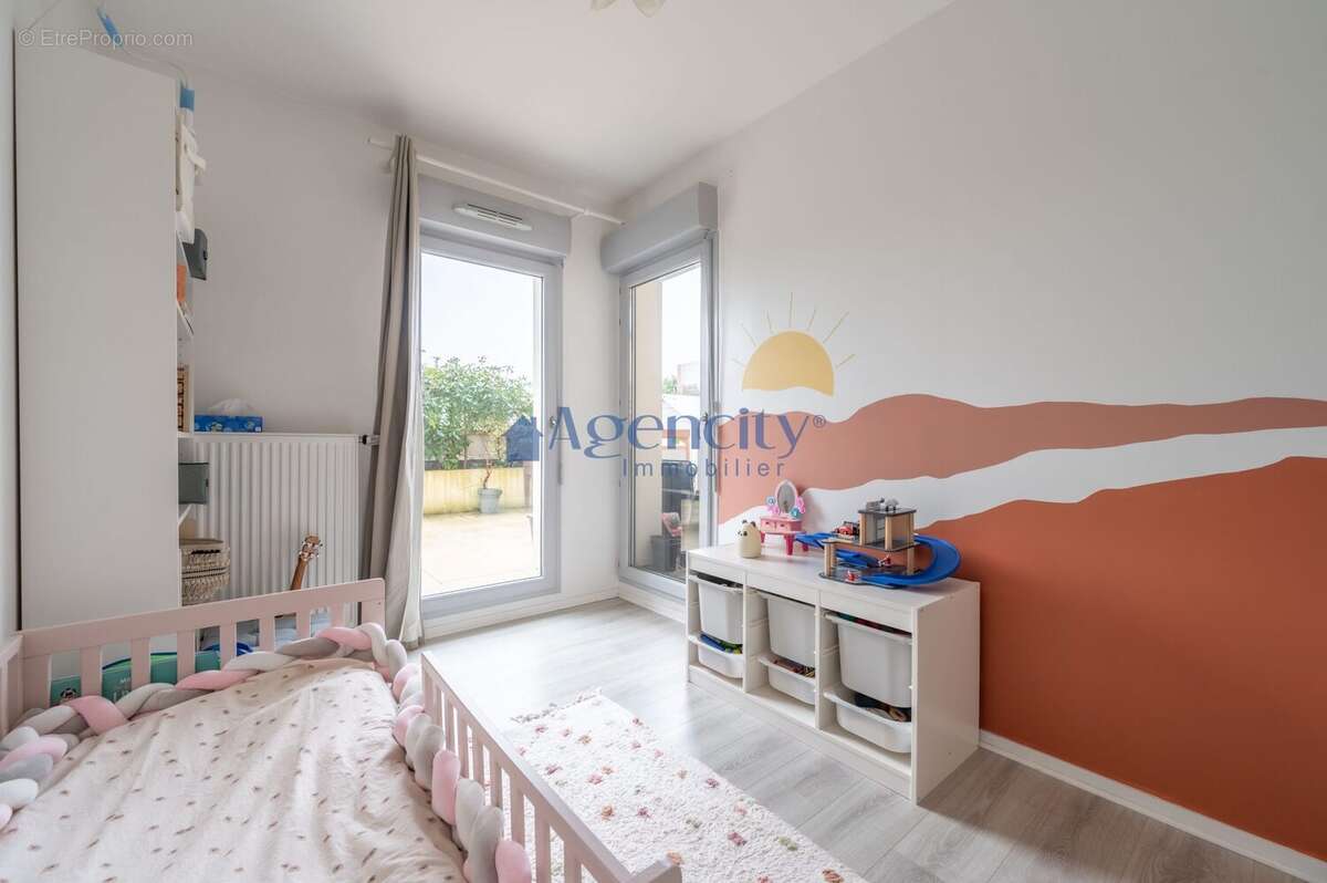 Appartement à LOGNES