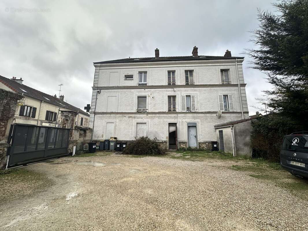 Appartement à TORCY