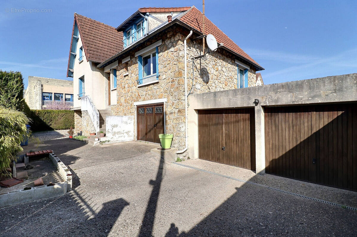 Maison à RAMBOUILLET