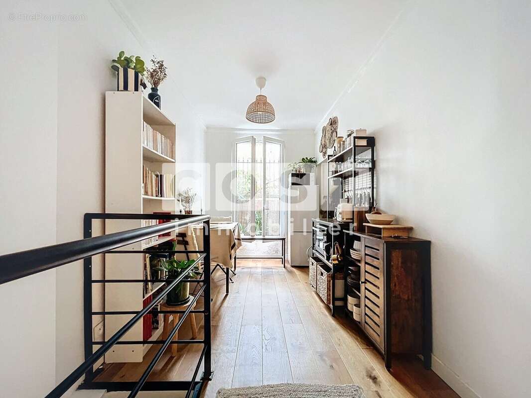 Appartement à PARIS-17E