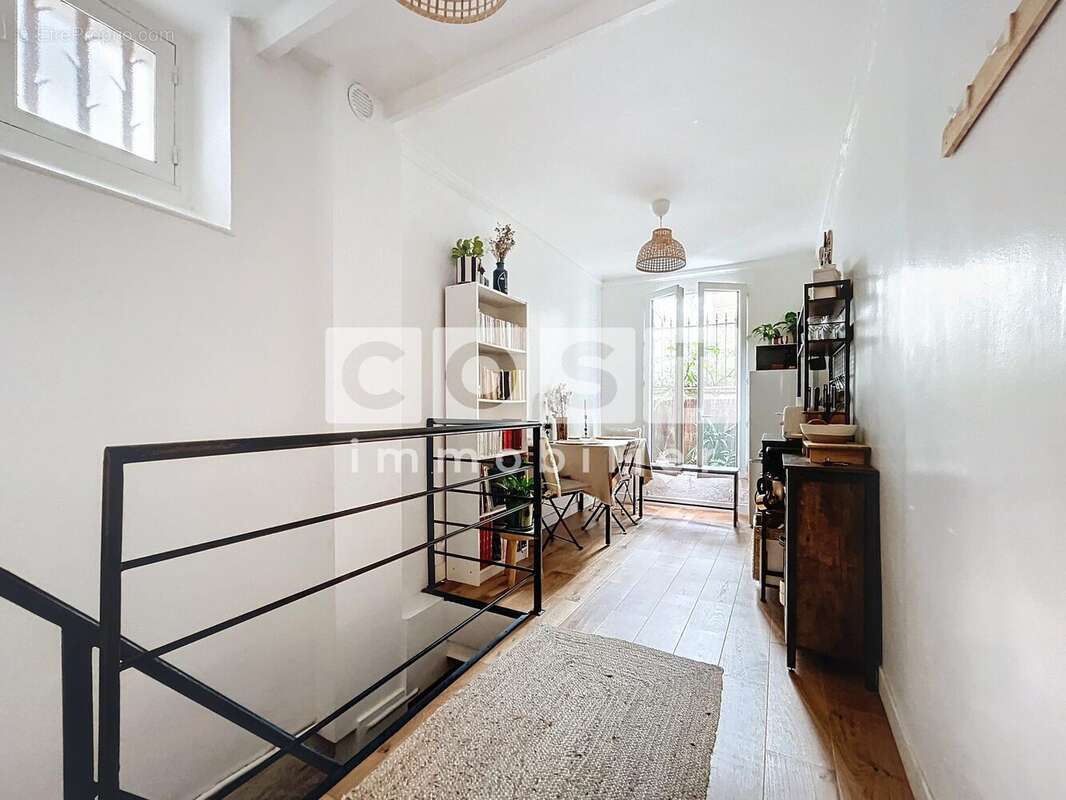 Appartement à PARIS-17E