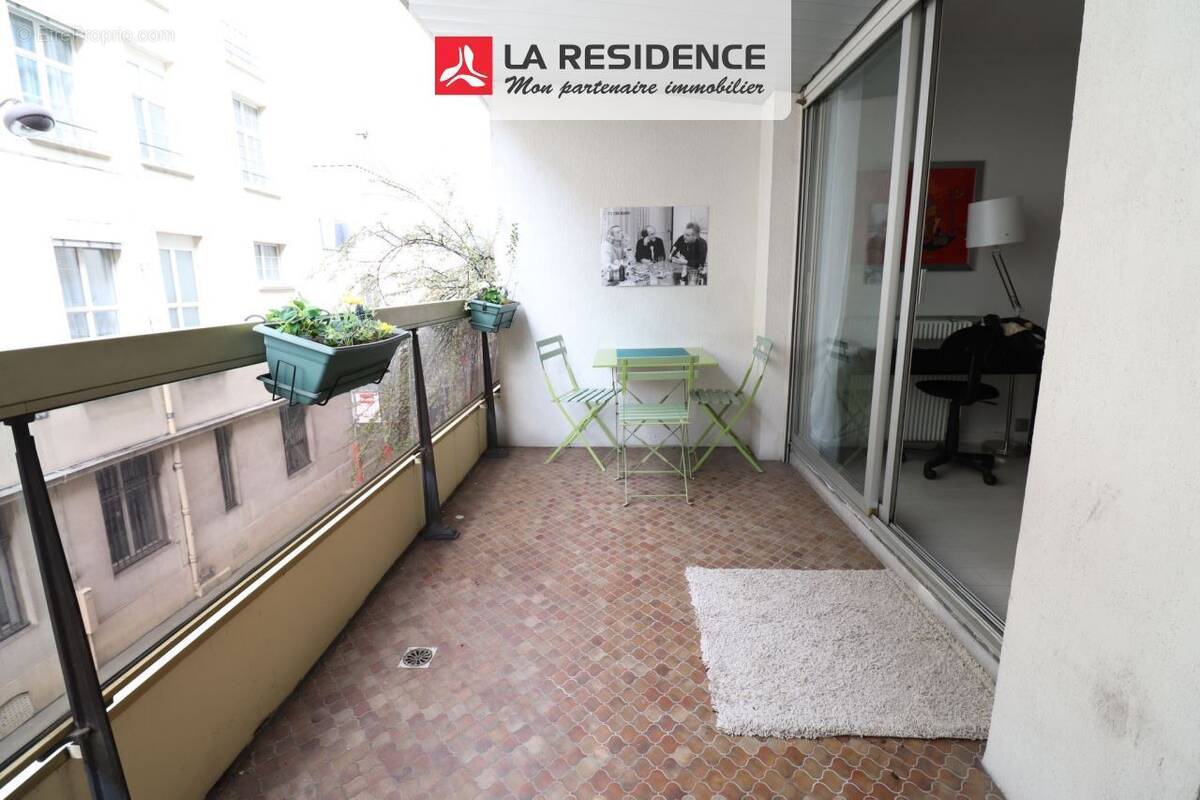 Appartement à PARIS-6E