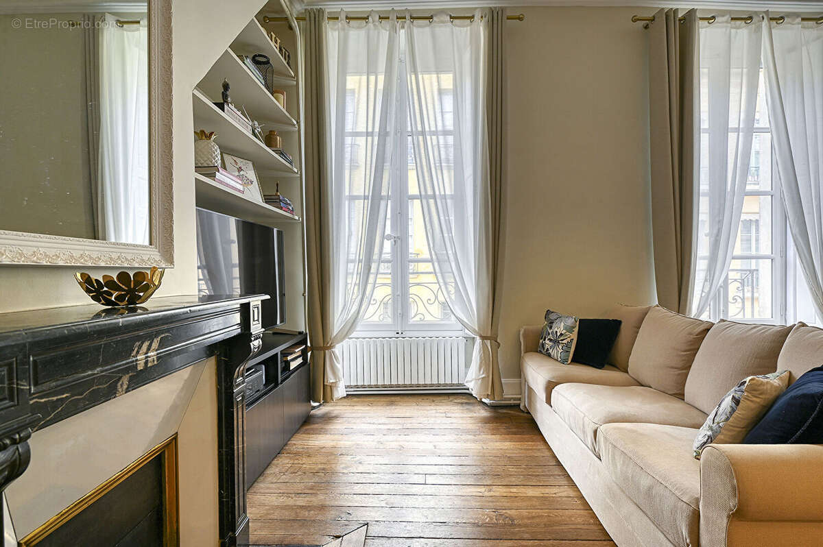 Appartement à VERSAILLES