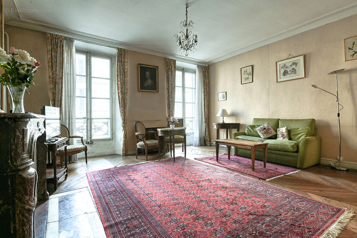 Appartement à VERSAILLES